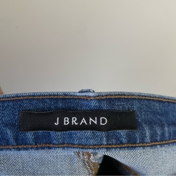 J Brand 9057 Cropped Ellis Straight Jeans Rival‎ - Picture 7 of 10